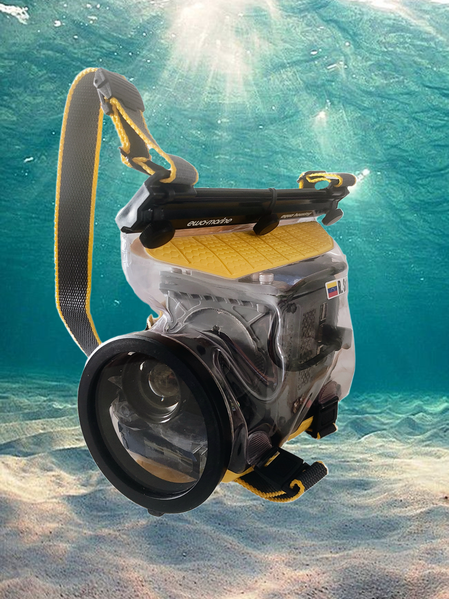 Cine ROro underwater housing composited in an underwater scene